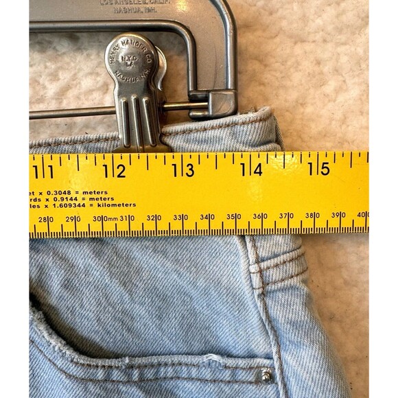 ZARA High Waist Light Wash Cut Off Raw Hem Denim Shorts Size 6 100% Cotton - Picture 7 of 11